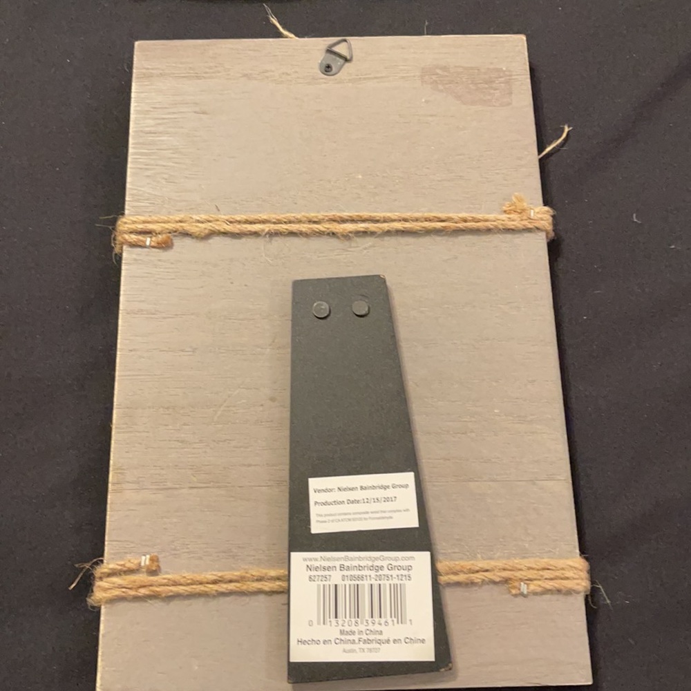 Rustic picture frame - Picture 2 of 2